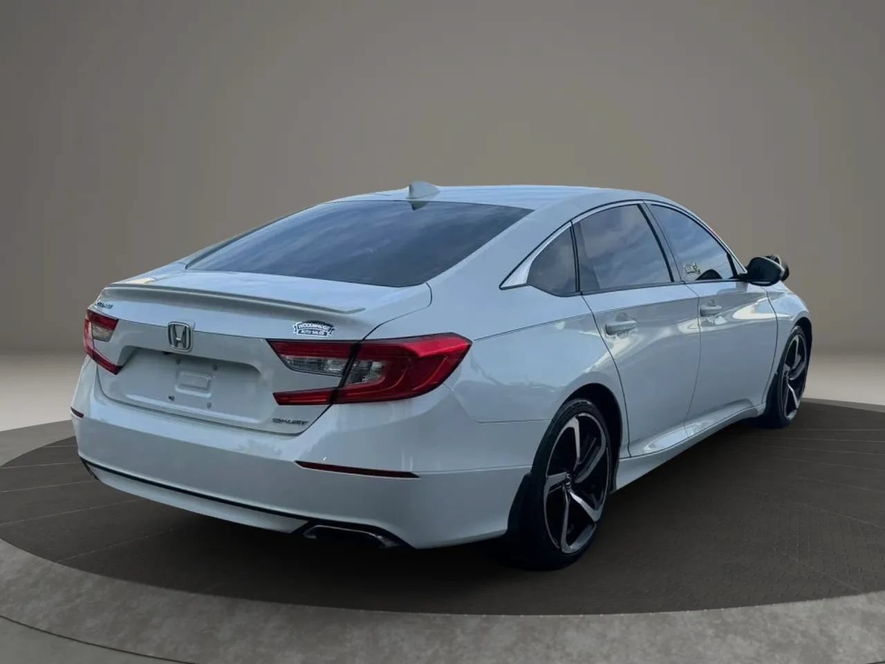 Used 2019 Honda Accord Sport image 4