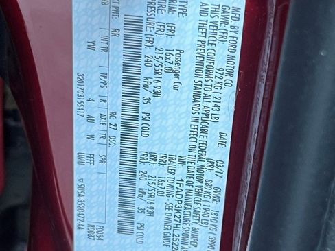 Certified 2017 Ford Focus SE w/ Cold Weather Package image 31