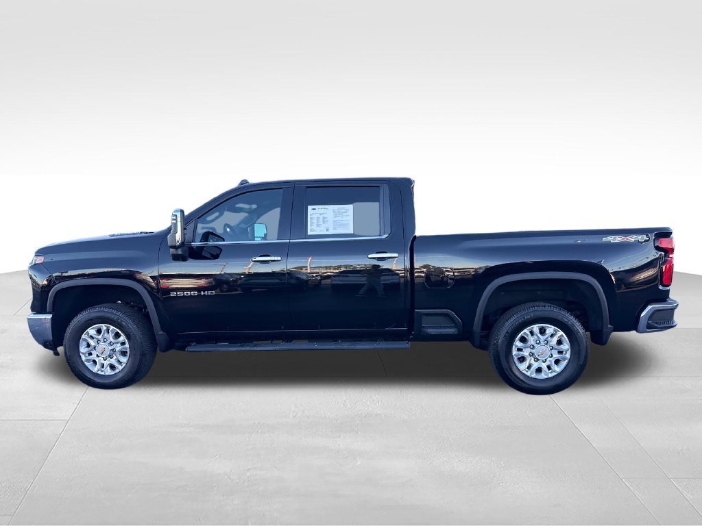 Used 2024 Chevrolet Silverado 2500 LTZ w/ LTZ Convenience Package AWD/4WD image 2