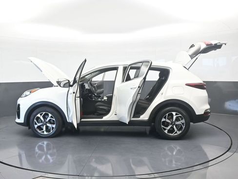 Used 2020 Kia Sportage LX image 67
