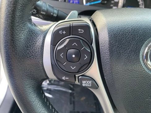 Used 2014 Toyota Camry SE FWD image 18