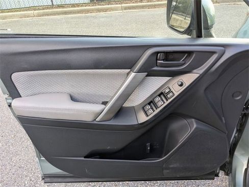 Used 2017 Subaru Forester 2.5i Premium w/ Popular Package #2A image 27