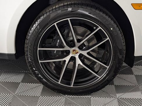 New 2026 Porsche Macan image 14