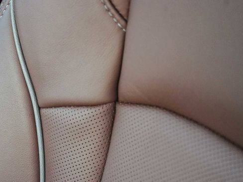 Used 2021 Buick Enclave Avenir w/ Avenir Technology Package image 24