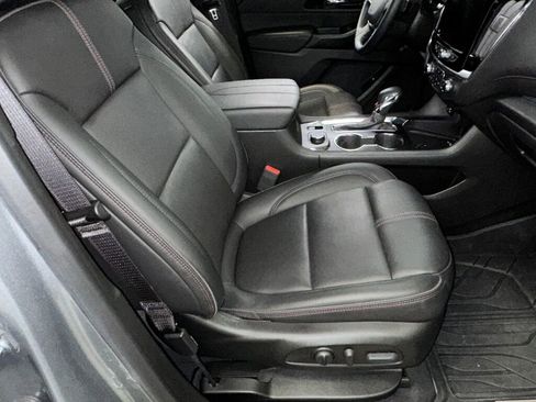 Certified 2023 Chevrolet Traverse RS w/ LPO, Floor Liner Package image 36