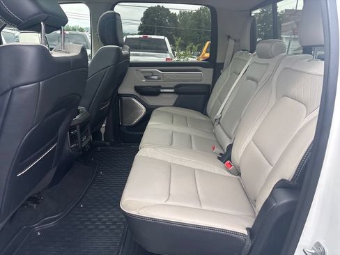 Used 2022 RAM 1500 Limited AWD/4WD image 18