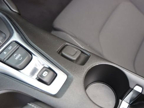 Certified 2023 Chevrolet Camaro LT RWD image 23