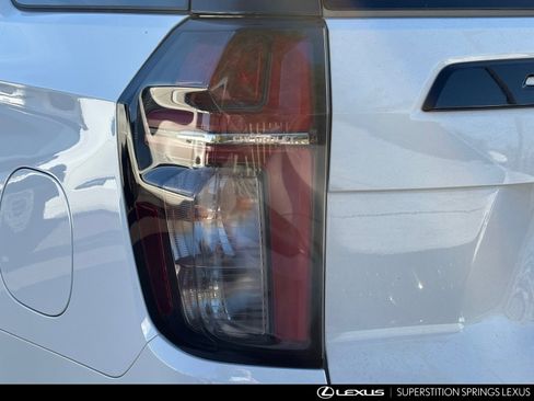 Used 2023 Chevrolet Tahoe RST w/ Luxury Package image 9