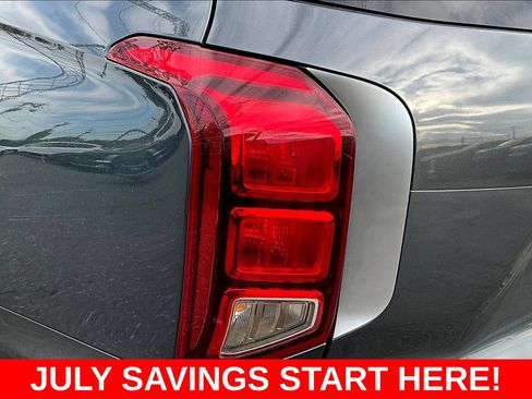 Used 2021 Hyundai Palisade SE FWD image 29