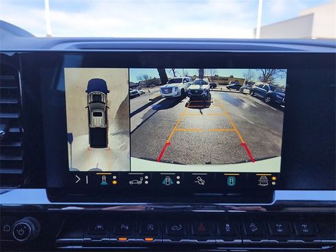 Certified 2022 Chevrolet Silverado 1500 ZR2 w/ Technology Package image 24