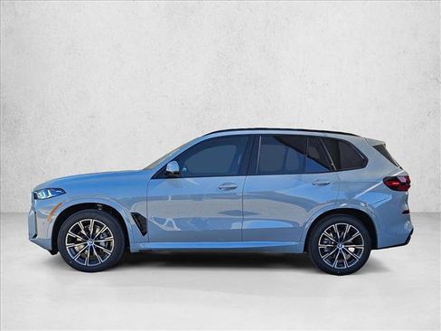New 2026 BMW X5 sDrive40i w/ M Sport Package image 5