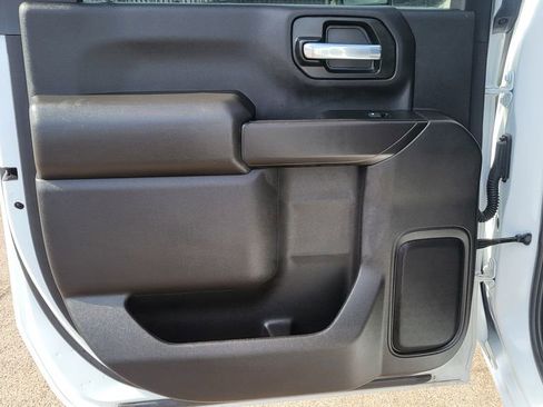 Used 2024 GMC Sierra 2500 Pro AWD/4WD image 18