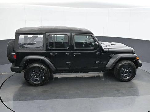 Used 2022 Jeep Wrangler Unlimited Sport AWD/4WD image 21