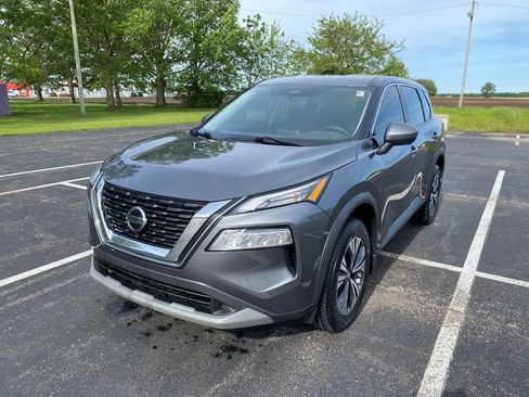 Used 2021 Nissan Rogue SV AWD/4WD image 3