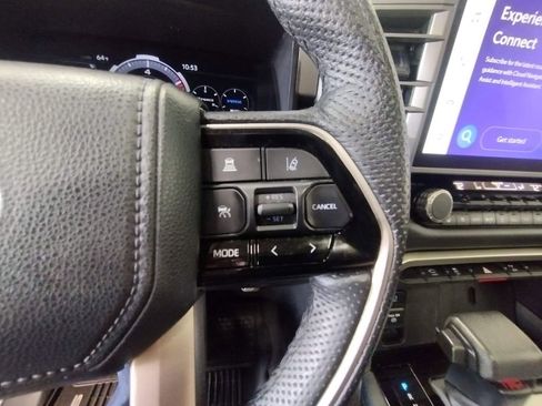 Used 2023 Toyota Sequoia Limited w/ TRD Off-Road Package AWD/4WD image 29