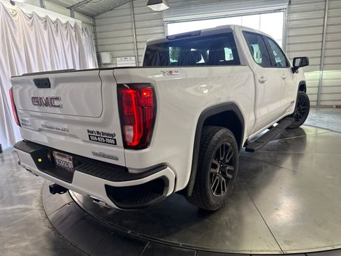 Used 2024 GMC Sierra 1500 Elevation w/ X31 Off-Road Package AWD/4WD image 5