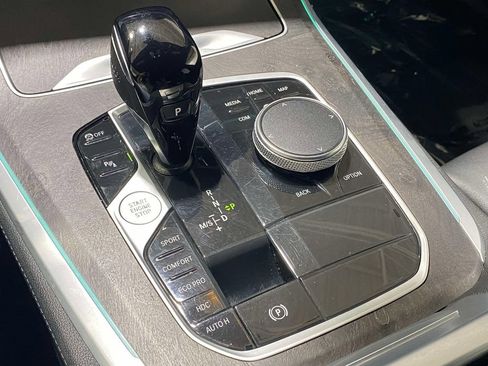 Used 2022 BMW X5 xDrive40i AWD/4WD image 31