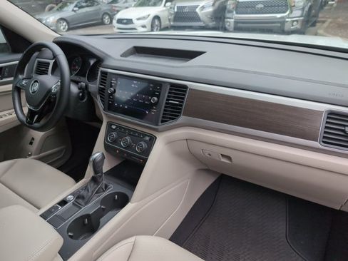 Used 2019 Volkswagen Atlas SE FWD image 23