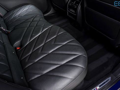 Used 2023 BMW XM image 22