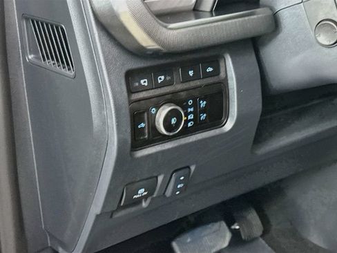 Used 2024 Ford F350 Platinum AWD/4WD image 10