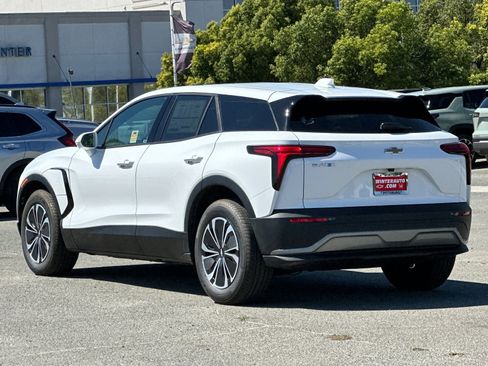 New 2025 Chevrolet Blazer EV LT image 6