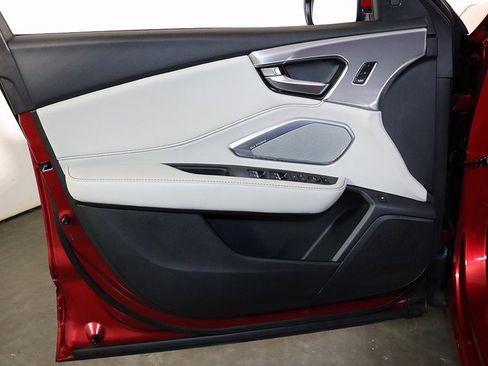 Certified 2025 Acura RDX w/ Technology Package image 23