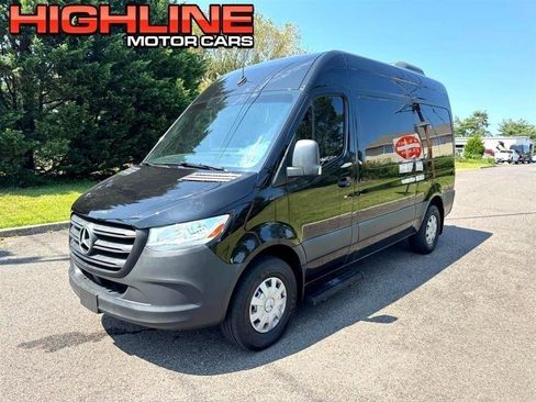 Used 2019 Mercedes-Benz Sprinter 2500 image 1