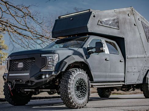 Used 2022 Ford F550 4x4 Crew Cab Super Duty w/ Power Equipment Group image 91