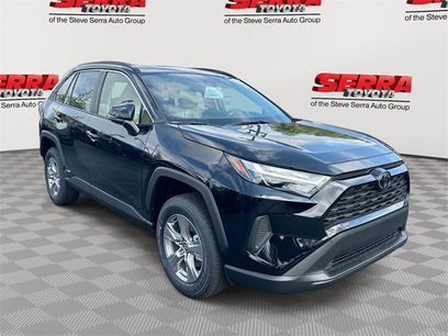 New 2025 Toyota RAV4 XLE w/ Convenience Package