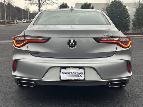 Used 2024 Acura TLX w/ Technology Package image 8