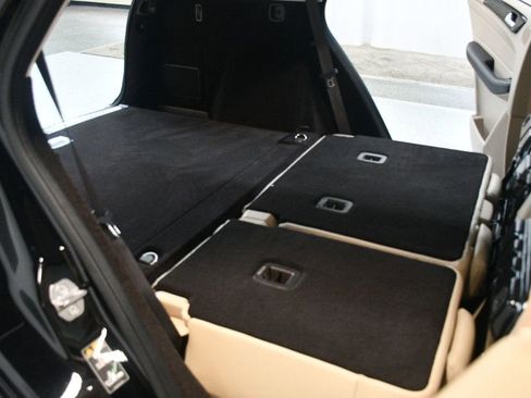 Used 2019 Mercedes-Benz GLE 400 4MATIC image 80