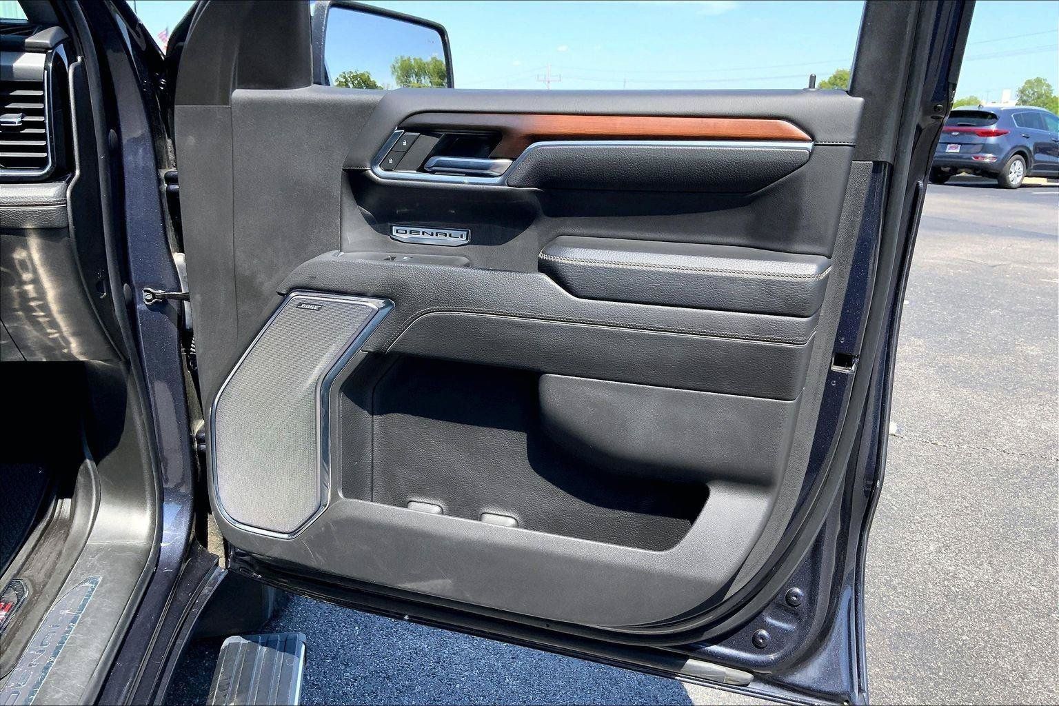 Used 2024 GMC Sierra 1500 Denali AWD/4WD image 23