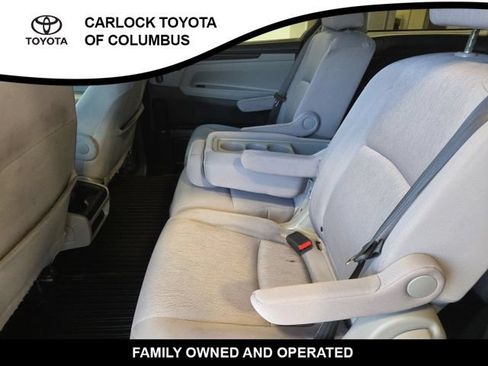 Used 2018 Honda Odyssey EX image 15