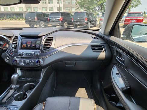 Used 2017 Chevrolet Impala Premier w/ Enhanced Convenience Package FWD image 16