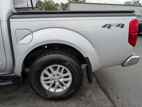 Used 2020 Nissan Frontier SV w/ SV Utility Package image 4