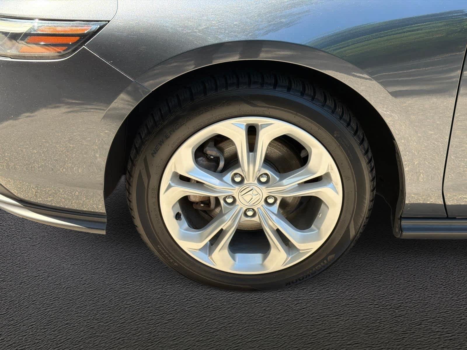 Used 2023 Honda Accord LX image 10