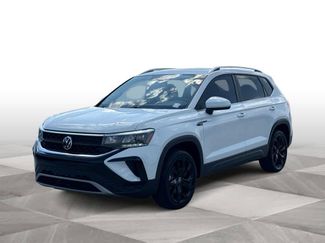 Used 2022 Volkswagen Taos SE w/ Panoramic Sunroof Package video 1