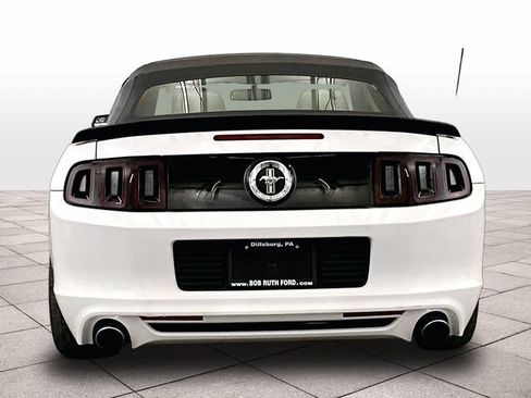 Used 2014 Ford Mustang Premium RWD image 4