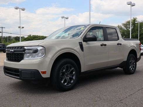 Used 2024 Ford Maverick XLT FWD image 6