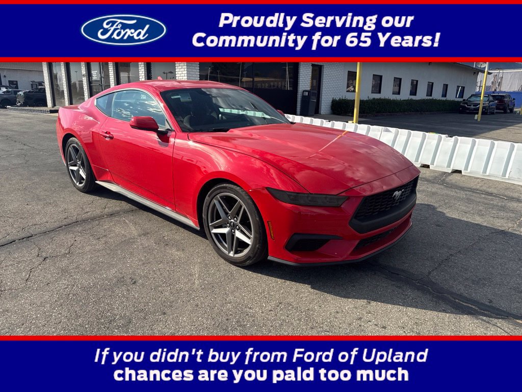 Used 2025 Ford Mustang Coupe RWD image 1