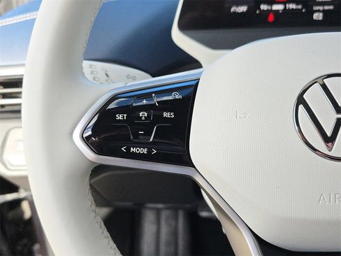 Used 2023 Volkswagen ID.4 Pro S image 24