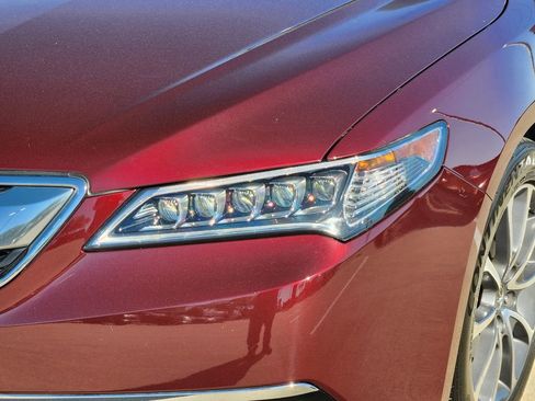 Used 2015 Acura TLX V6 image 9