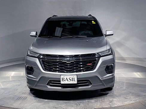 Used 2023 Chevrolet Traverse RS image 9