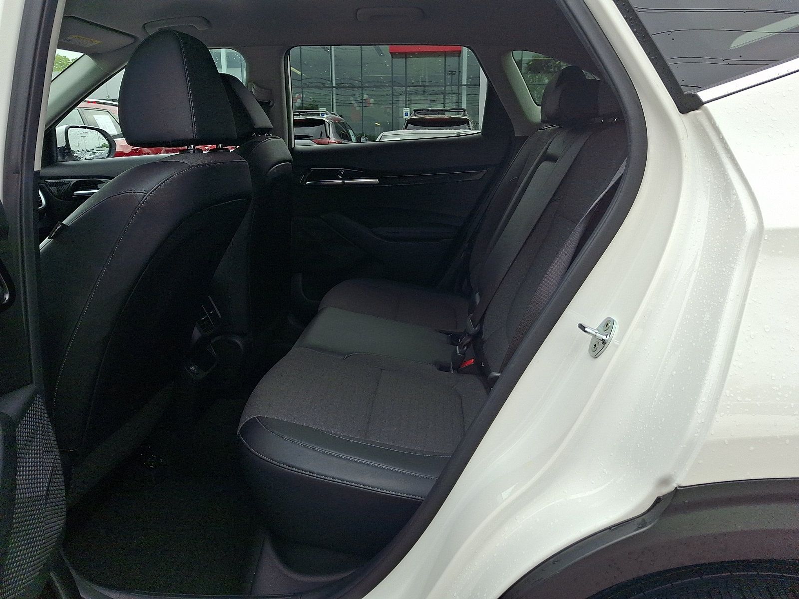 Used 2023 Kia Seltos S AWD/4WD image 10