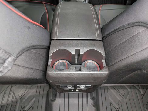 Used 2024 GMC Canyon Elevation w/ Convenience Package image 19