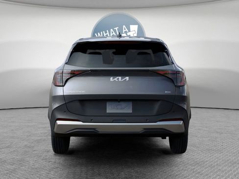 New 2026 Kia Sportage LX image 5
