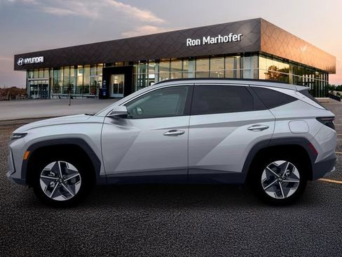 New 2026 Hyundai Tucson SEL image 3