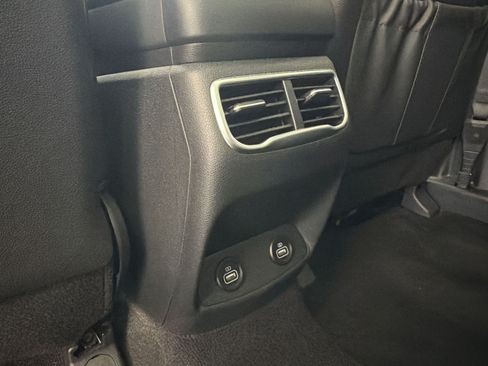 Used 2021 Hyundai Santa Fe SEL w/ Convenience + Premium Package FWD image 34