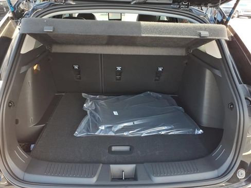 New 2026 Chevrolet Trax LT w/ Driver Confidence Package FWD image 15
