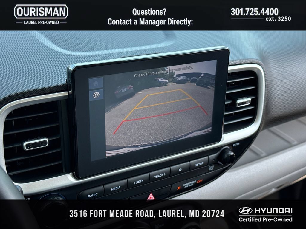 Certified 2024 Hyundai Venue SEL FWD image 13